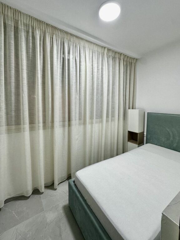 Duplex 2+1, al centro delle scienze naturali, 570 euro