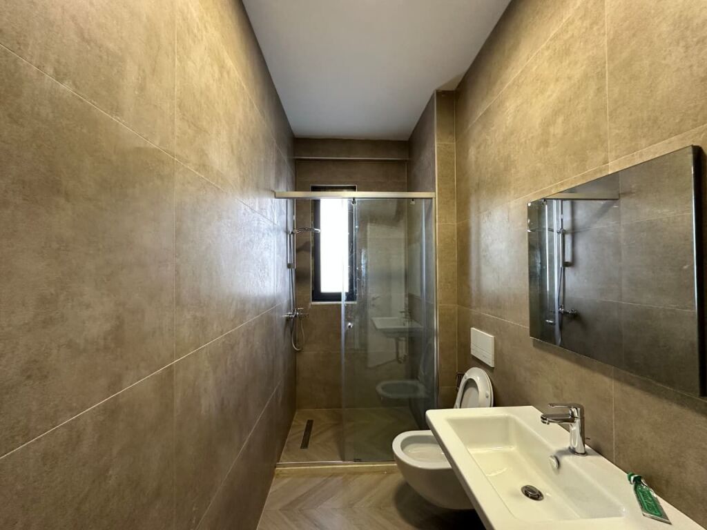 📌 APPARTAMENTO 3+1+DEPOSITO IN VENDITA – RESIDENZA ERLI, PORCELAN 📍