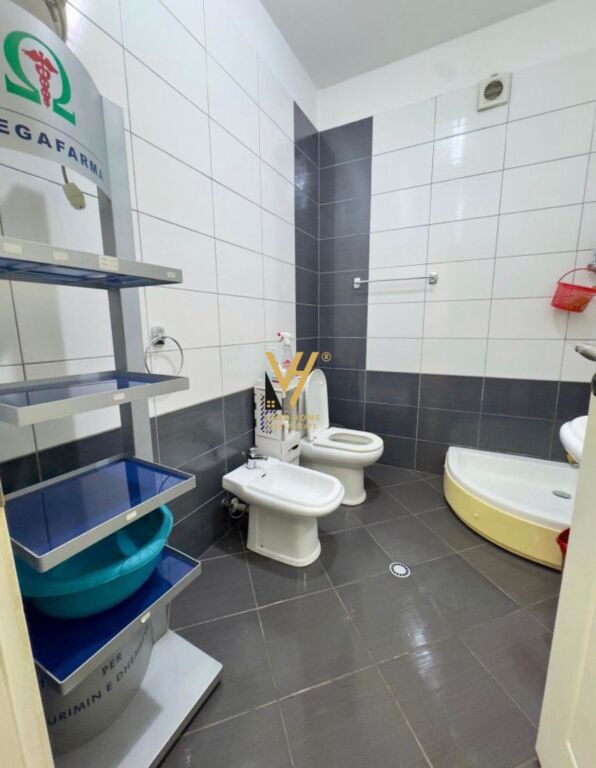 DENTAL CLINIC FOR RENT AT THE ELECTRIC MARKET 800 EURO