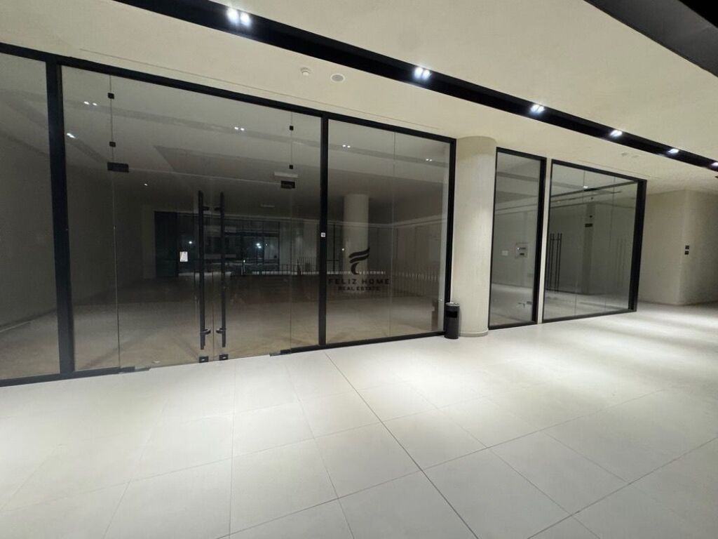 AMBIENT BIZNESI ME QERA 340 M2 MINE PEZA 5.000 EURO