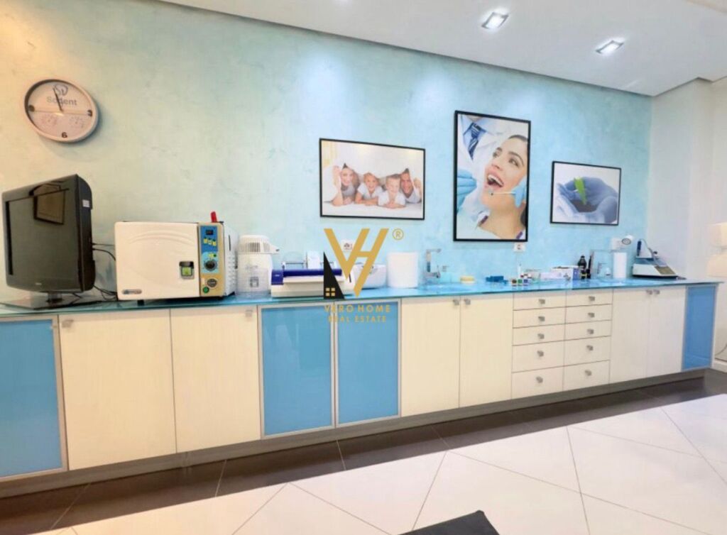 DENTAL CLINIC FOR RENT AT THE ELECTRIC MARKET 800 EURO