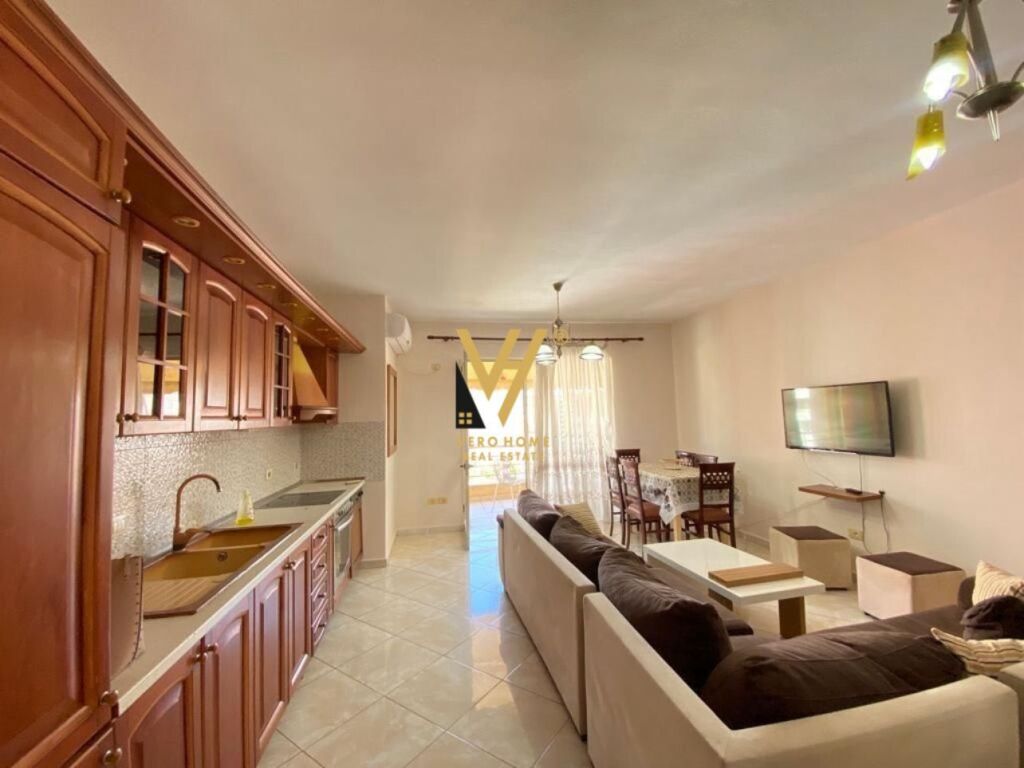JEPET APARTAMENT 3+1+2+BLK ME QERA TE 2 PALMAT, ASTIR 60.000 LEKE