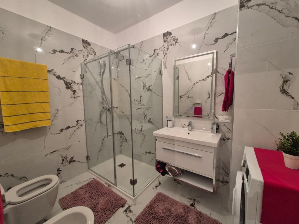 RENT APARTMENT 2+1 RROTONDO ASTIRIT
