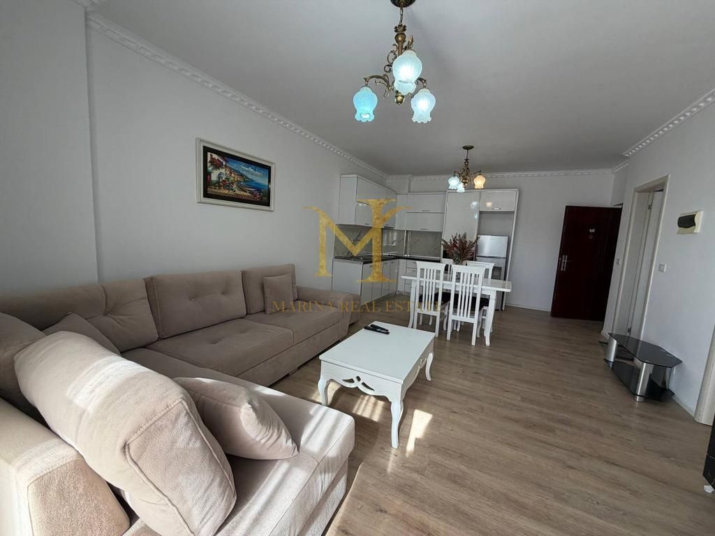 AFFITTASI APPARTAMENTO 1+1 IN SPIAGGIA FERROVIARIA, DURRES !!