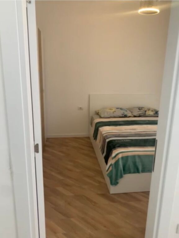 1+1,i mobiluar te univers city,ne proces hipotekimi,82.600 euro