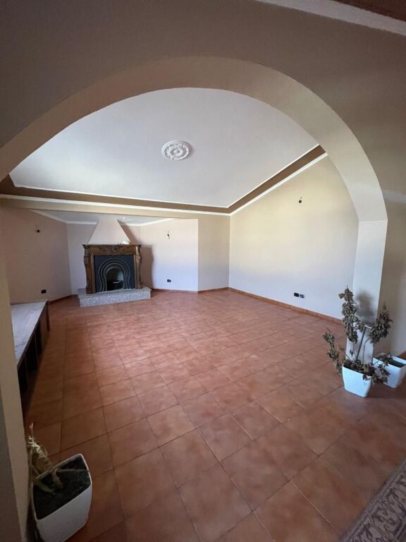 Apartament Në Shkozet Me Oborr dhe Verandë