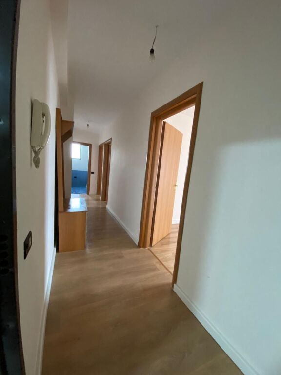 IN VENDITA APPARTAMENTO 1+1 82 M2, VICINO A MARKATA DURRES 114000 EURIO