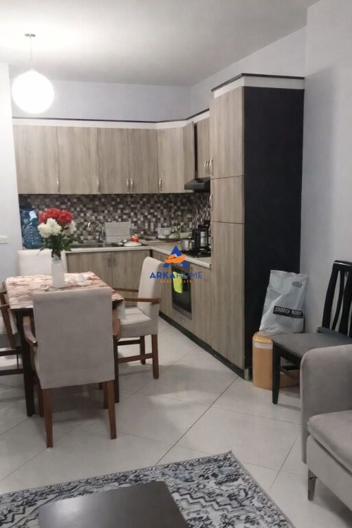 APPARTAMENTO IN AFFITTO 2+1+2 BALCONI "VIA 3 DESHMORET, YZBERISHT" 45000 LEKE