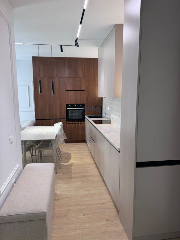 Affitto, Appartamento 1+1 nella Residenza Kadiu, Alidemi, Tirana.