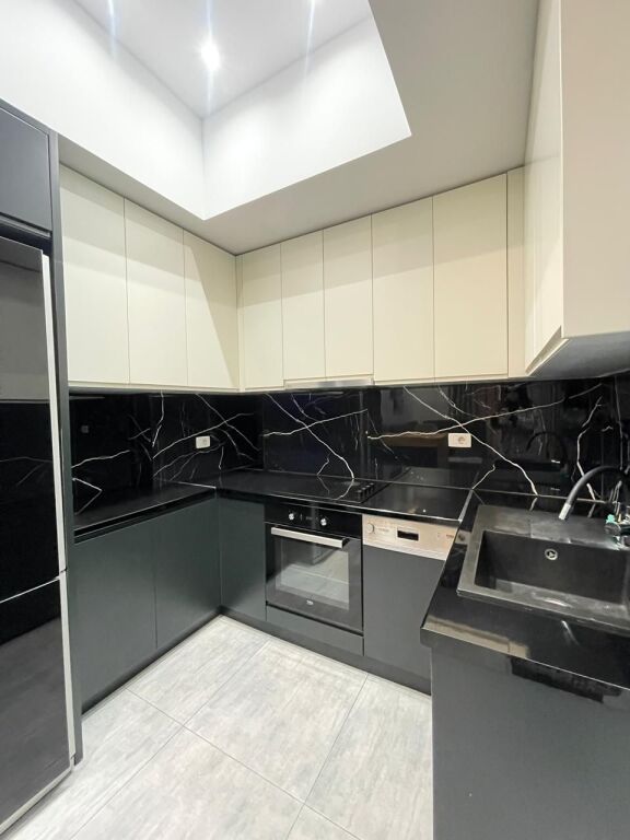 Apartament 1+1  per qira tek Kompleksi Delijorgji