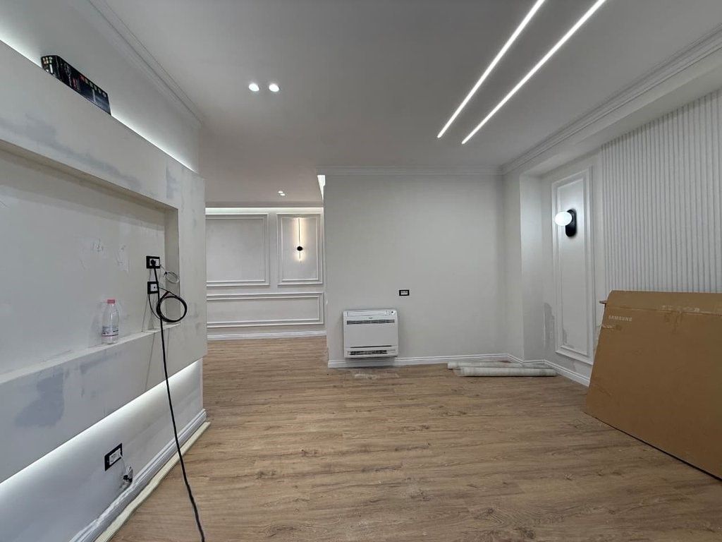 1+1+ veranda apartment for sale at Kompleksi Fratari, Astir!