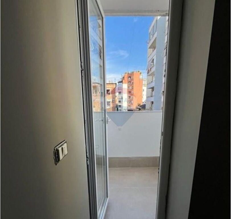 Apartment - For Sale - Mine Peza Street, Tirana(ID: 530471003-456)