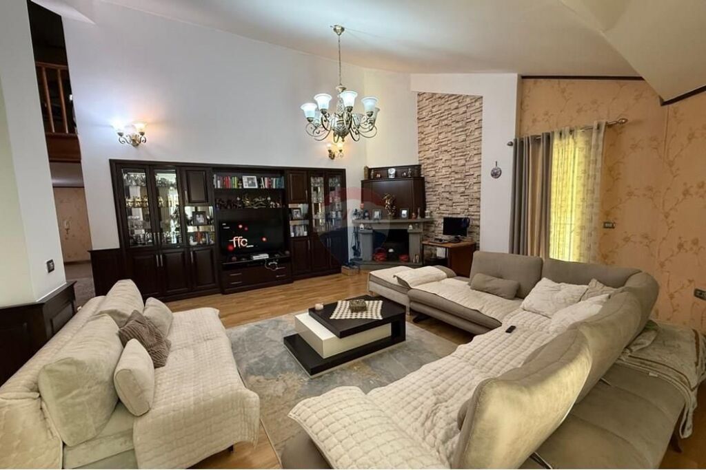 Apartament 3+1+2 +post parkimi Liqeni Thate !