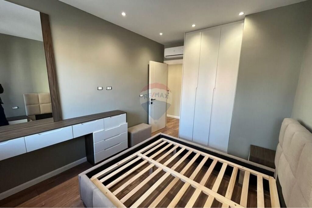 Apartment - For Sale - Mine Peza Street, Tirana(ID: 530471003-456)