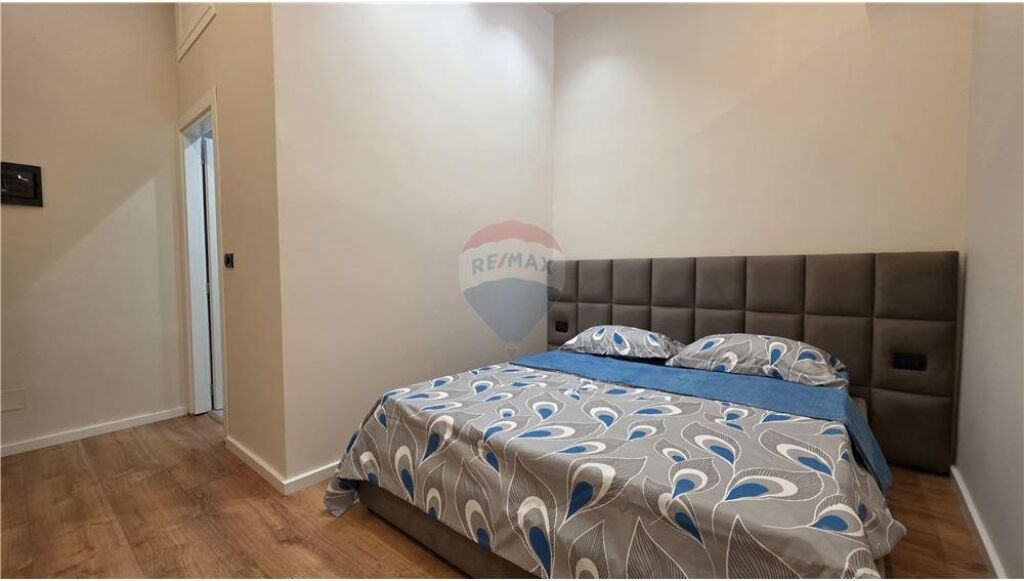 Apartament 1+1 ne shitje vije e pare Lungo Mare, Vlore