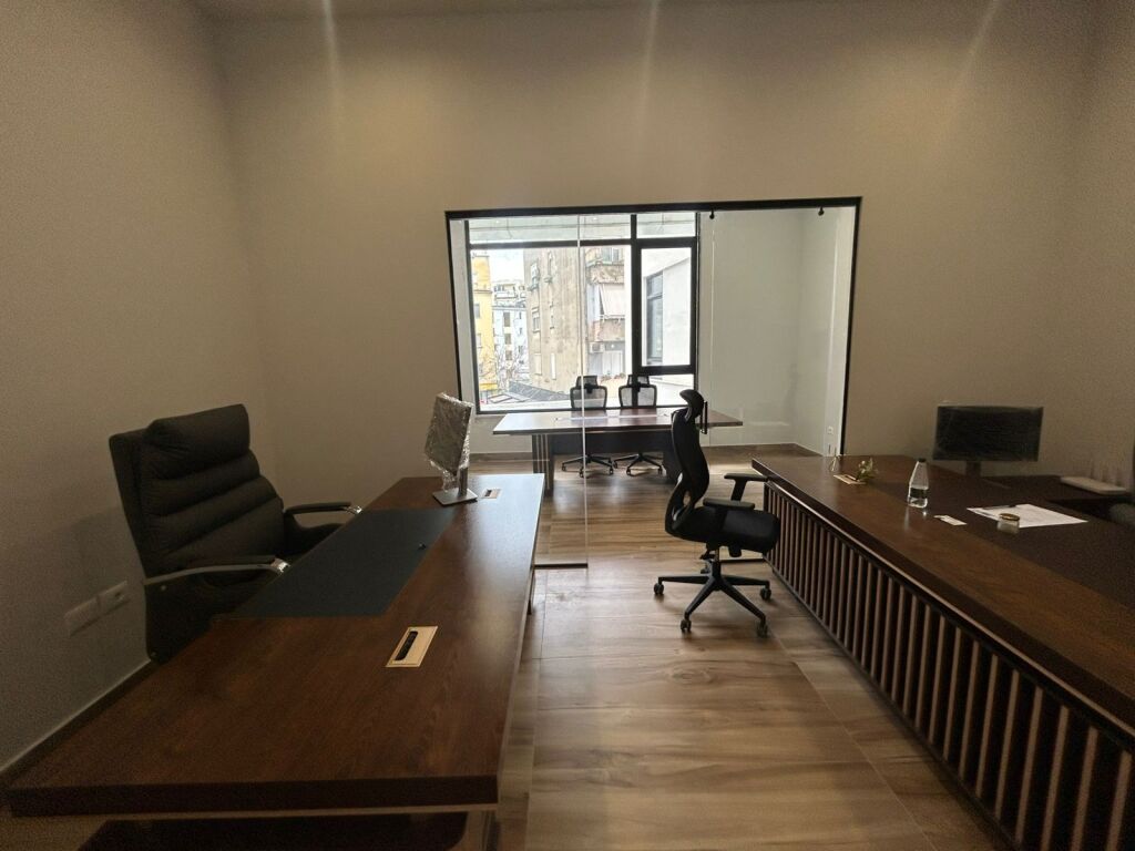 🏢 LOCALE COMMERCIALE IN AFFITTO  VIA MINE PEZA.