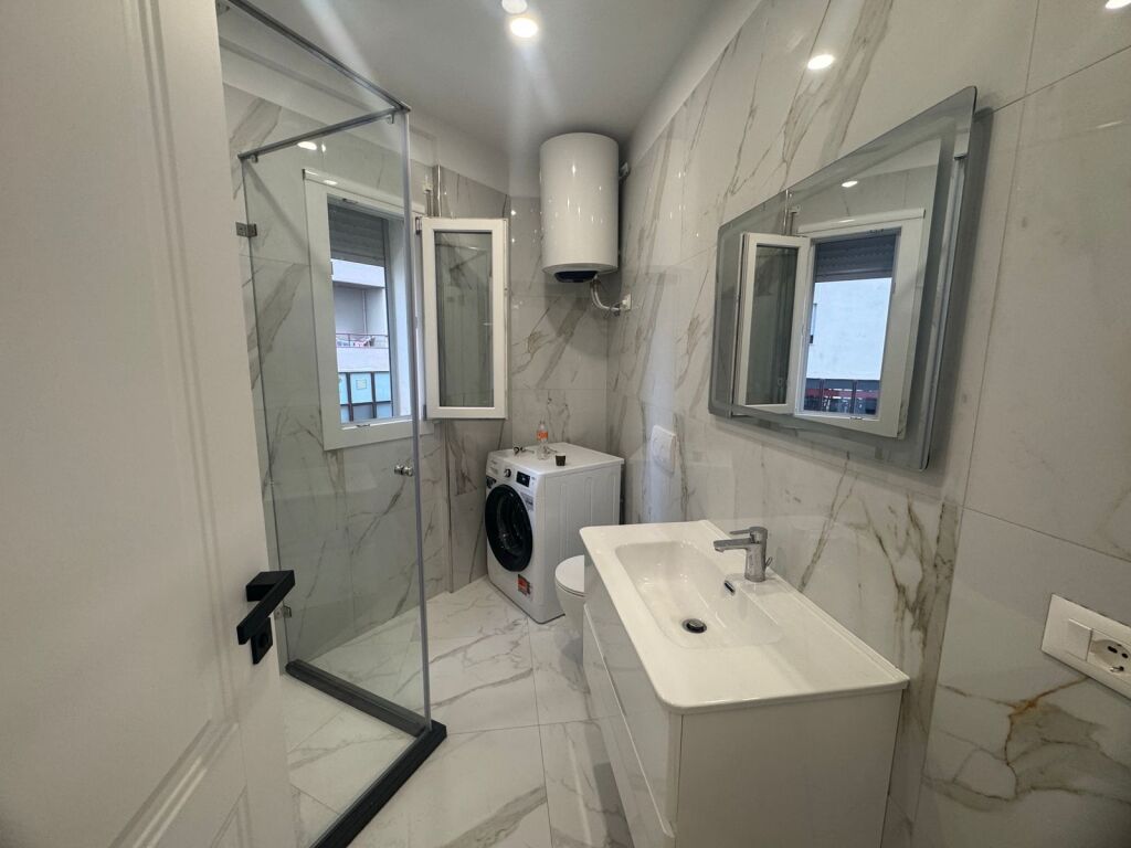 Apartment 2+1 for rent in Vlore, at Golden Gym