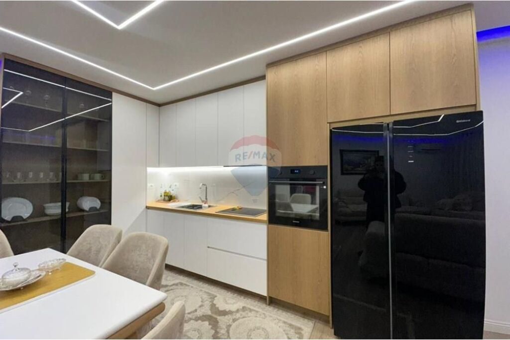 Apartament - Për Shitje - Rruga Sotir Caci, Tiranë(ID: 530471003-444)