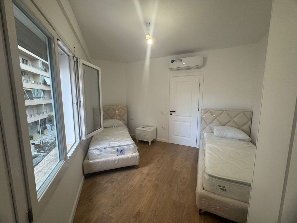 Apartment 2+1 for rent in Vlore, at Golden Gym