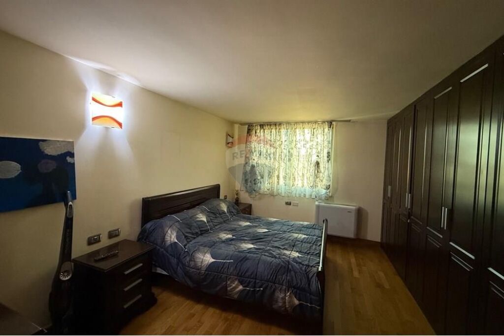 Apartament 3+1+2 +post parkimi Liqeni Thate !