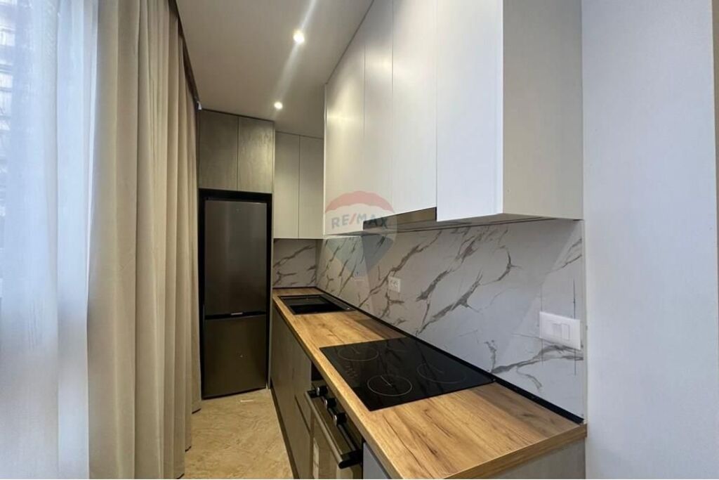 Apartment - For Sale - Medar Shtylla Street, Tirana