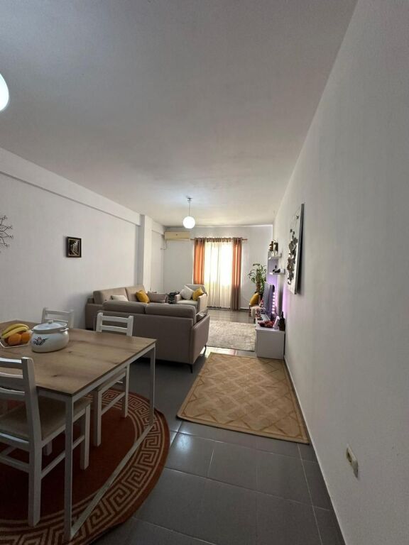 Vendesi Appartamento 2+1+2 - Yzberisht