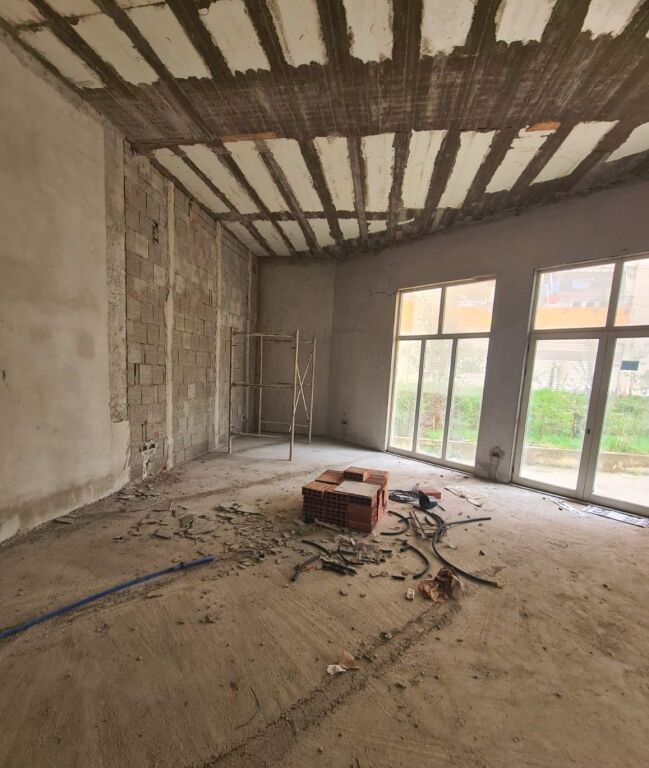 Premises for sale – Dry Lake, Olive Road