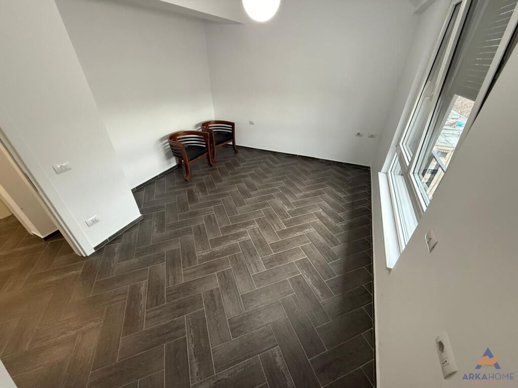 APPARTAMENTO IN AFFITTO 1+1+BALCONE "MYSLYM SHYRI" 80000 LEKE