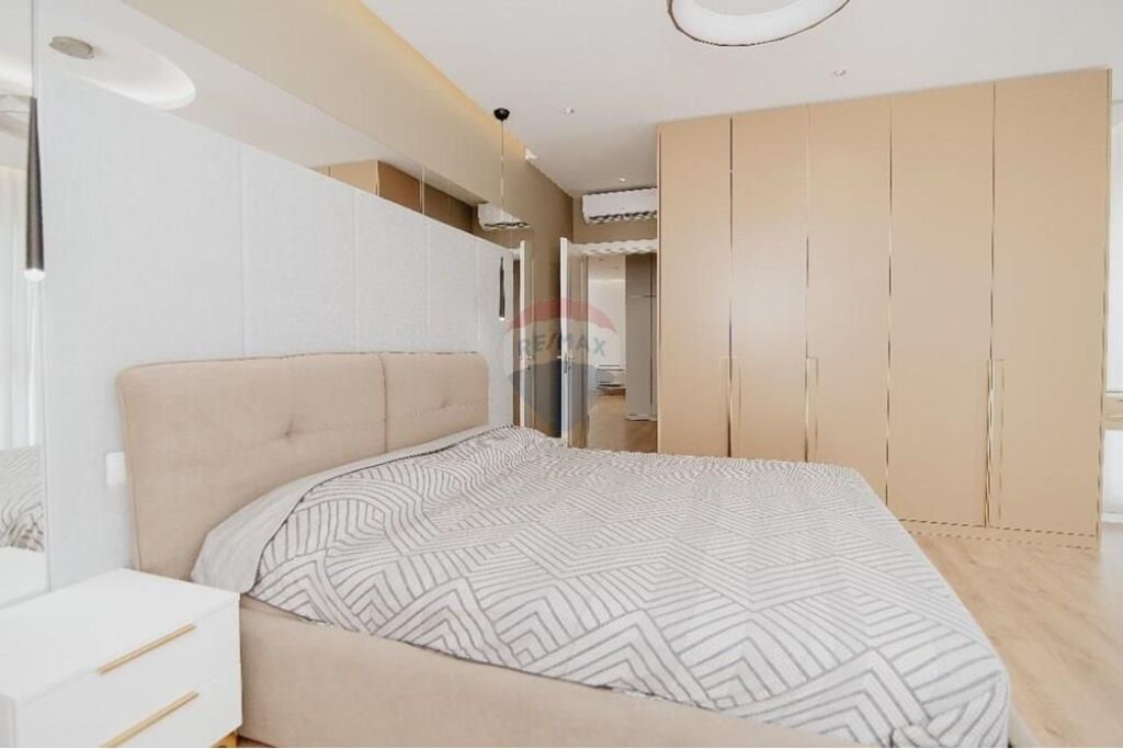 Apartment 2+1 - For Rent - Myslym Shyri, Tirana