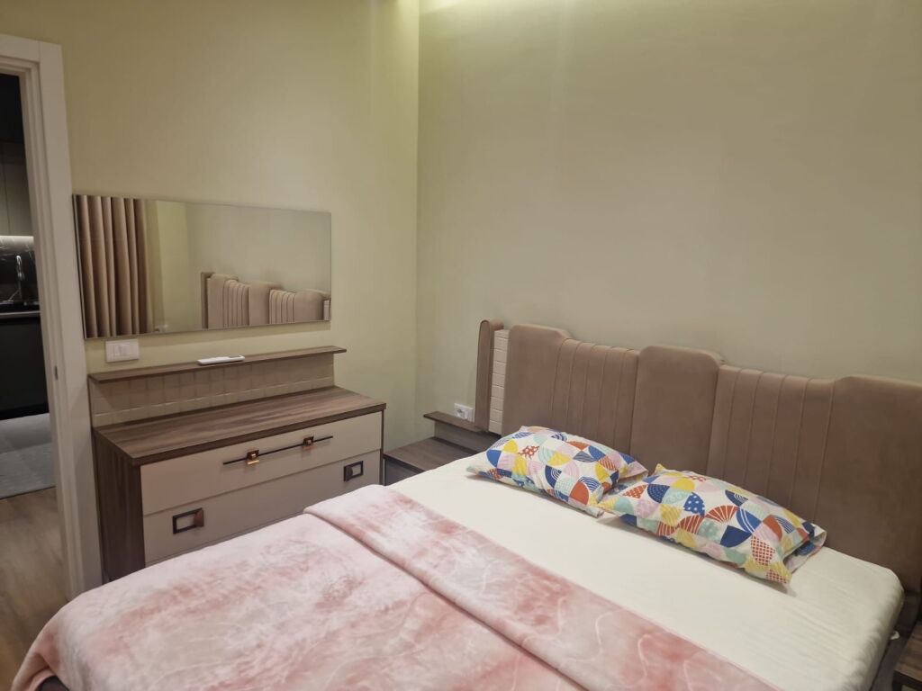 Kompleksi "Galeria Roma" Te Rruga e Kavajes prane Qendres,shitet apartament eskluziv 1+1