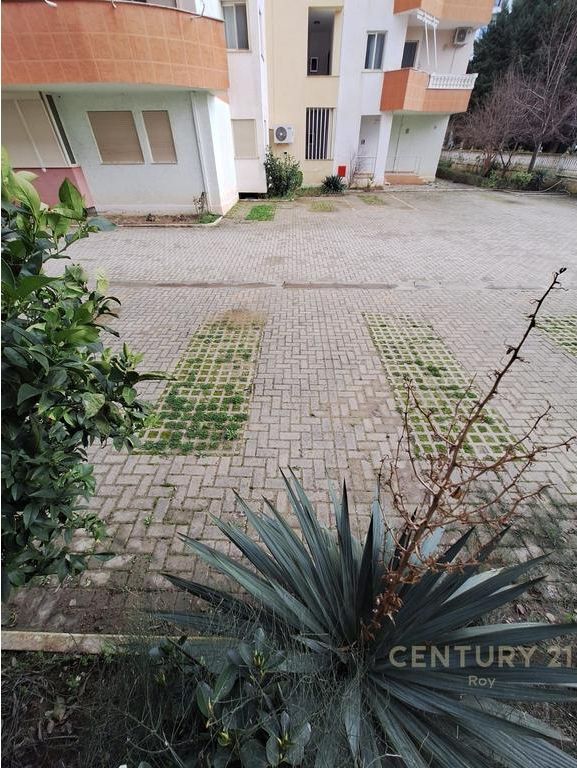 Appartamento 1+1 in Vendita a Golem, Complesso Agza - 70.000€ | 75 m² 70.000 €