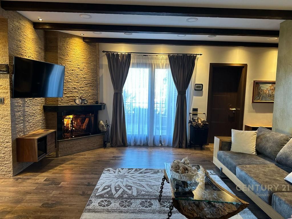 PENTHOUSE IN AFFITTO A YZBERISH