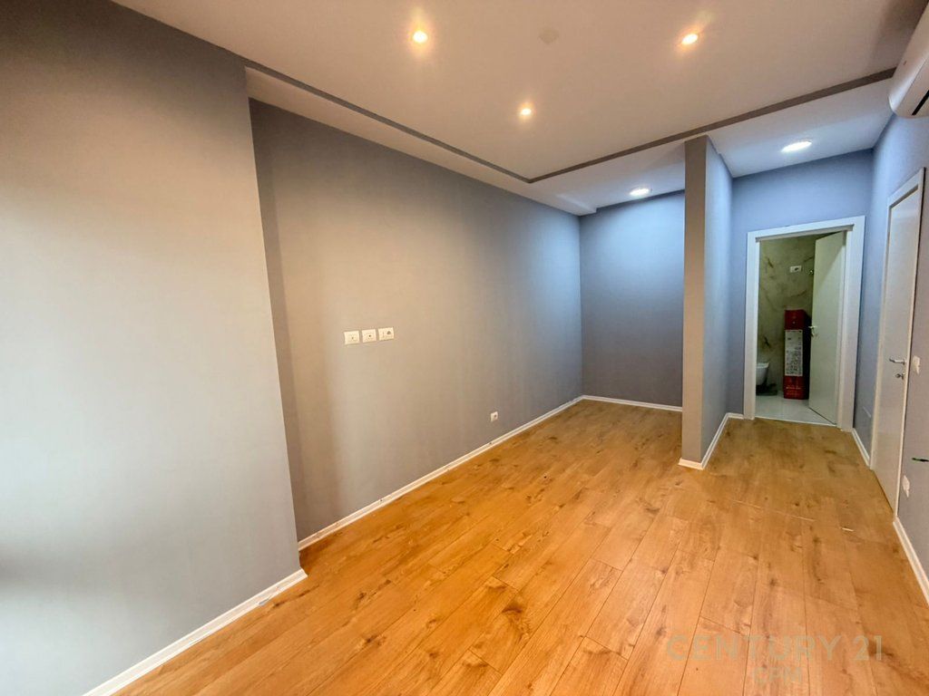 FOR RENT 2+1 AT KAVAJA STREET