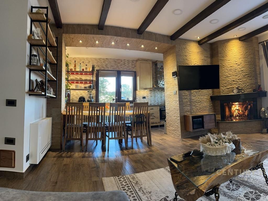PENTHOUSE IN AFFITTO A YZBERISH