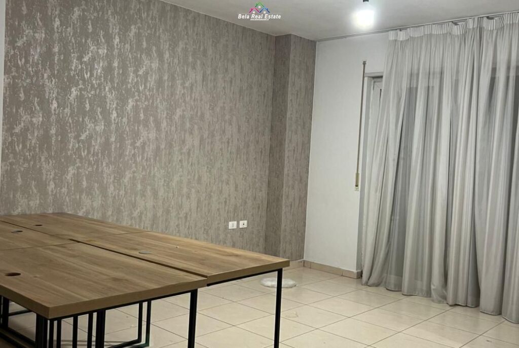 Ufficio In Affitto 1+1 Vicino Brryli (ID BZ2833) Tirane