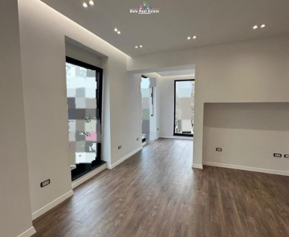 Zyre/Ambient Biznesi Me Qera ne Qender (ID BZ2330) Tirane
