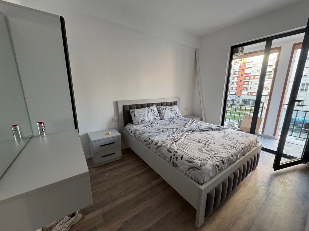 🏢 Apartment 1+1 for rent – 📍Astir, near Villa L2 🏗️ Newly completed building 🏢 Floor: 7 🏠 Typology: 1+1  💰 Price: 50,000 lek/month