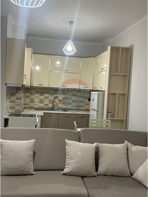 Appartamento 1+1 in affitto ad Astir!