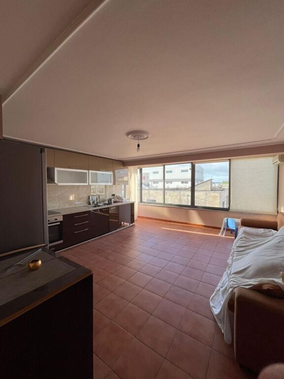 Apartament Në Shkozet Me Oborr dhe Verandë