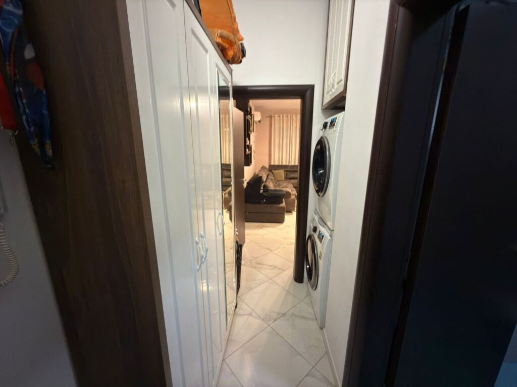 VENDESI APPARTAMENTO 1+1 ASTIR