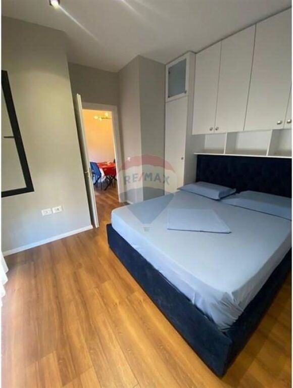 APARTAMENT 2+1 PER QIRA TE RR.DIBRES PRANE KOMPLEKSIT HALILI.