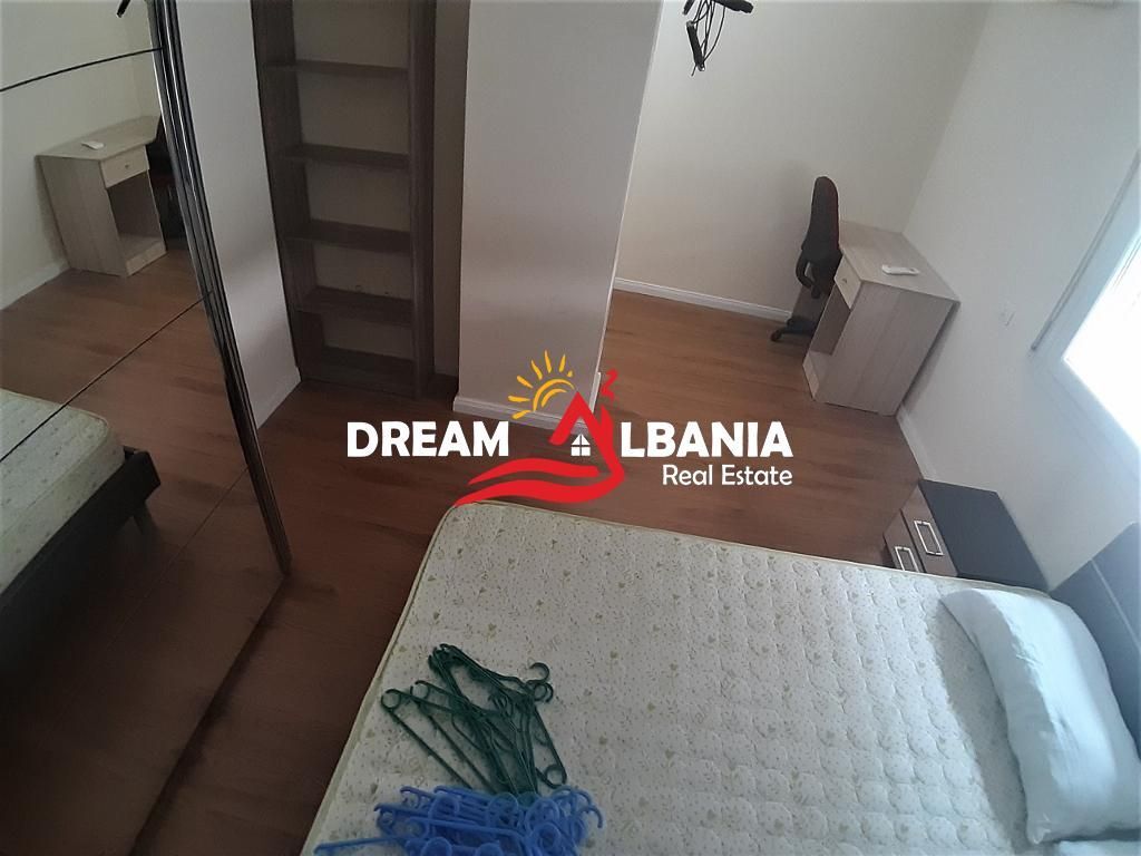 Apartament 2+1 me qera ne zonen e Zogut te Zi tek Ring Center ne Tirane (ID 4221911 )