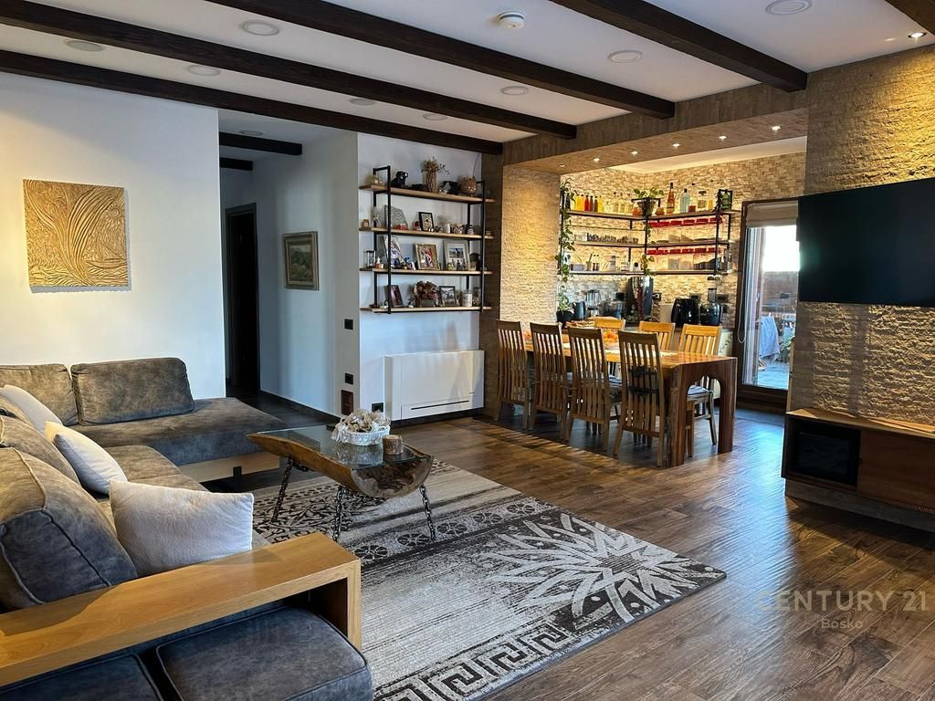 PENTHOUSE IN AFFITTO A YZBERISH