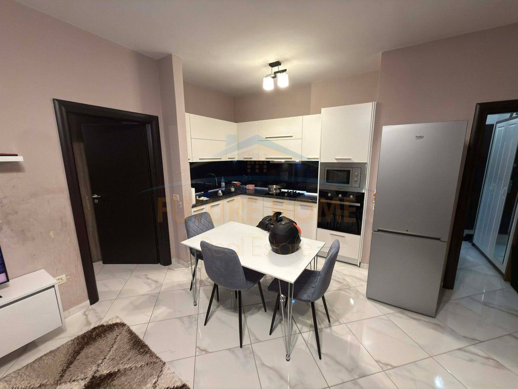 For sale, Apartment 1+1, Unaza e Re