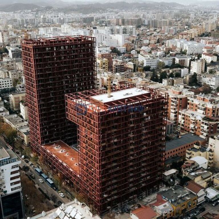 2+1 Apartment For Rent on Kavaja Street, Tirana - 1000€ | 110 m²