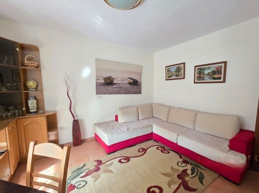 Apartment 2+1 for rent at Pazari i Ri, Shesi Avni Rustemi