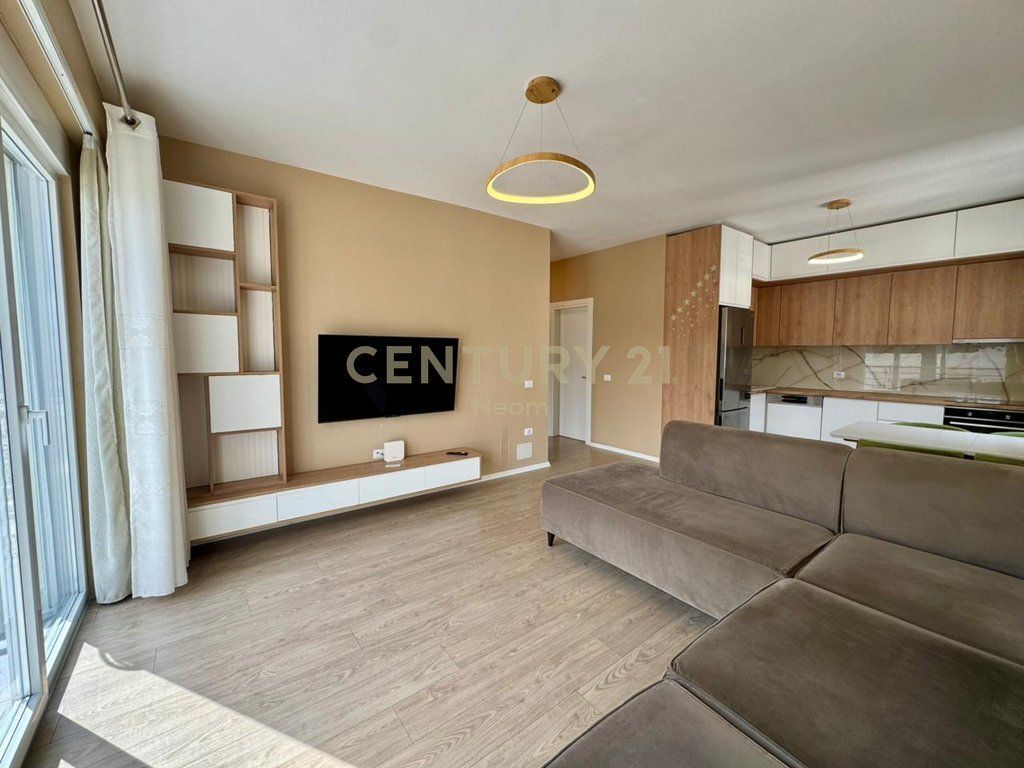 APARTMENT FOR SALE IN THE FZ COMPLEX IN DRY LAKE 2+1+2