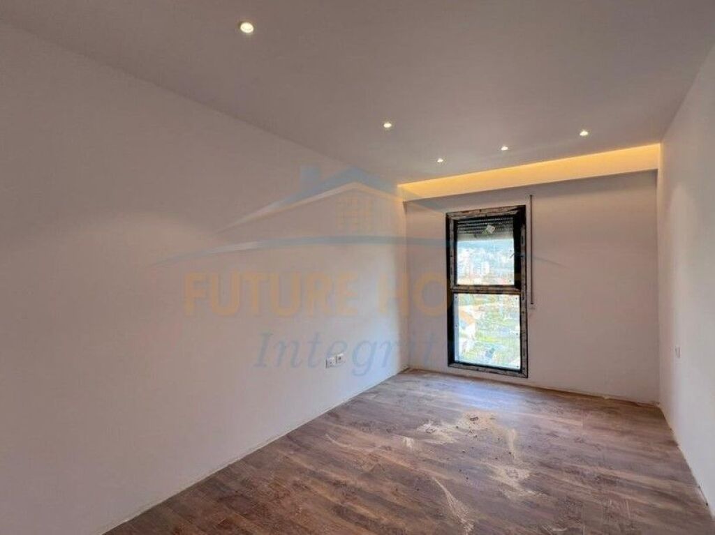 In vendita, Appartamento 2+1, Porcelan, Tirane.