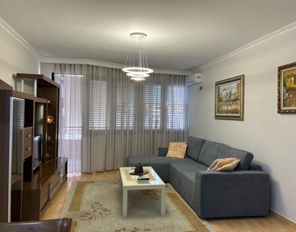 JEPET ME QIRA APARTAMENT 2+1+2 TEK JOENA,21 DHJETORI