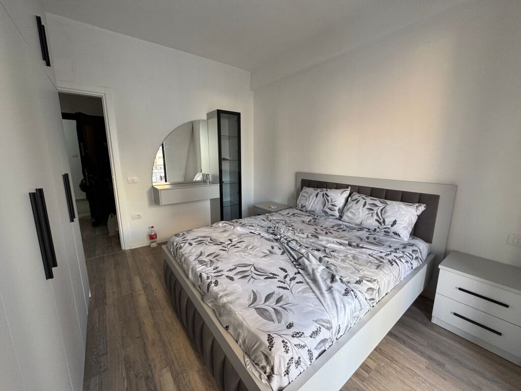 🏢 Apartment 1+1 for rent – 📍Astir, near Villa L2 🏗️ Newly completed building 🏢 Floor: 7 🏠 Typology: 1+1  💰 Price: 50,000 lek/month